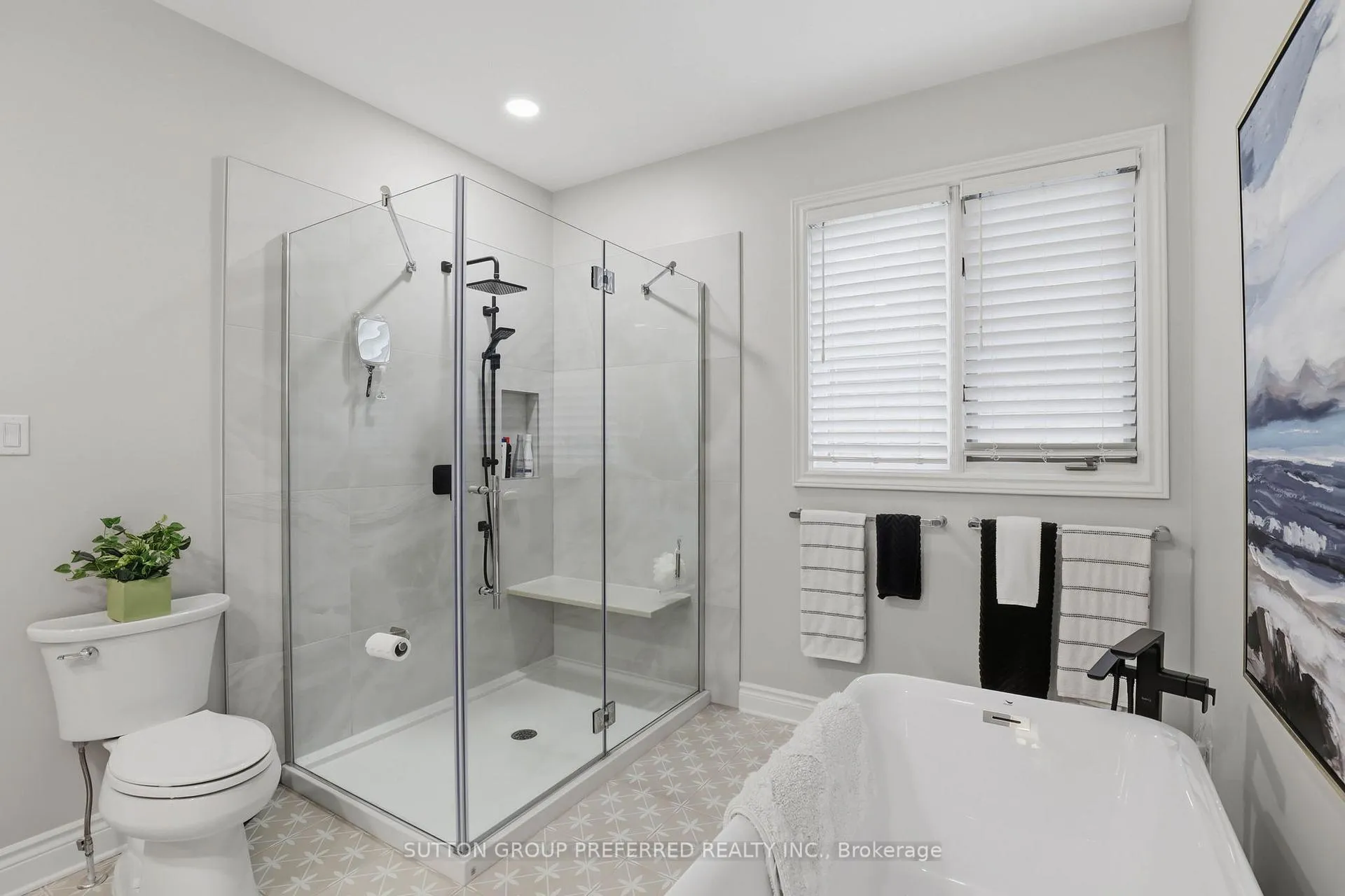Photo 18 of Unit 15, 1040 Riverside Drive, London, North Q — HOMEH