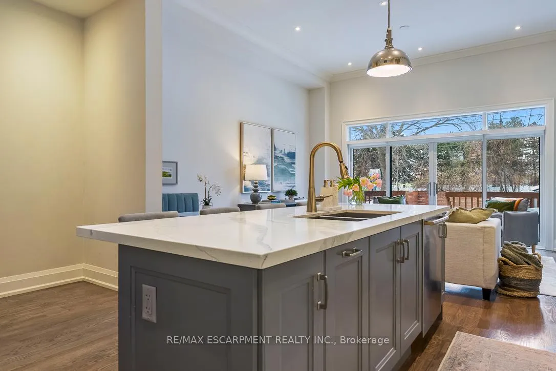 Photo 13 of 56 Laburnham Avenue, Etobicoke, Long Branch — HOMEH