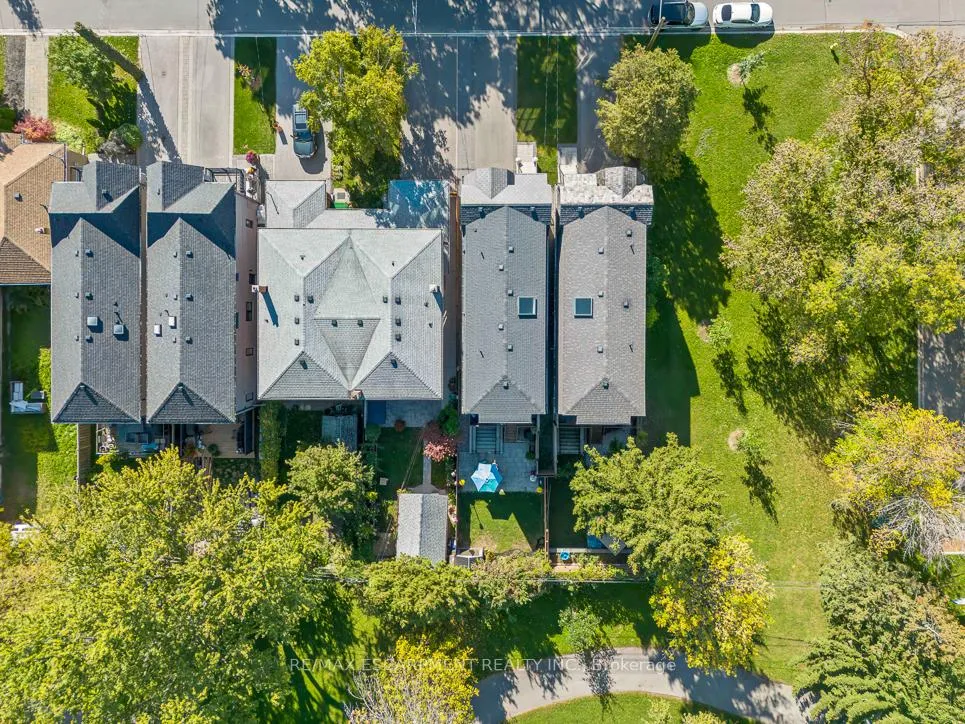 Photo 49 of 56 Laburnham Avenue, Etobicoke, Long Branch — HOMEH