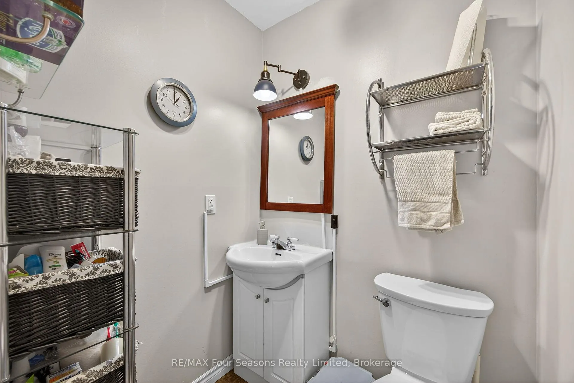 Photo 14 of 7 Batteaux Road, Clearview, Nottawa — HOMEH