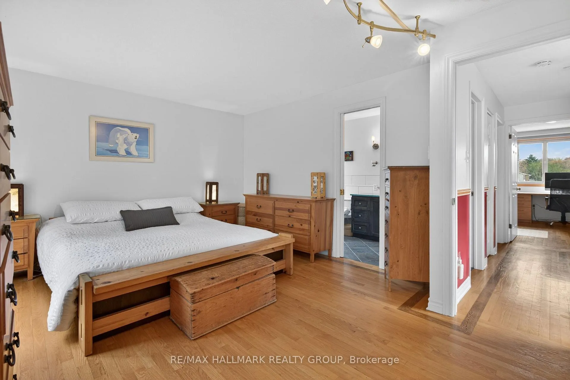 Photo 26 of 6075 Forestglen Crescent, Ottawa, Chapel Hill — HOMEH