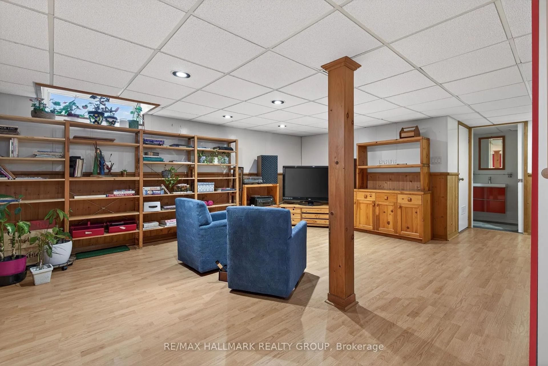 Photo 36 of 6075 Forestglen Crescent, Ottawa, Chapel Hill — HOMEH