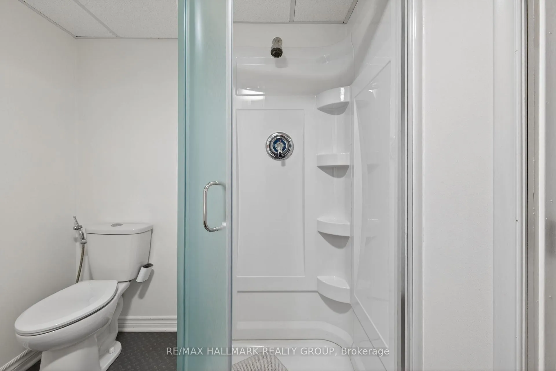 Photo 39 of 6075 Forestglen Crescent, Ottawa, Chapel Hill — HOMEH