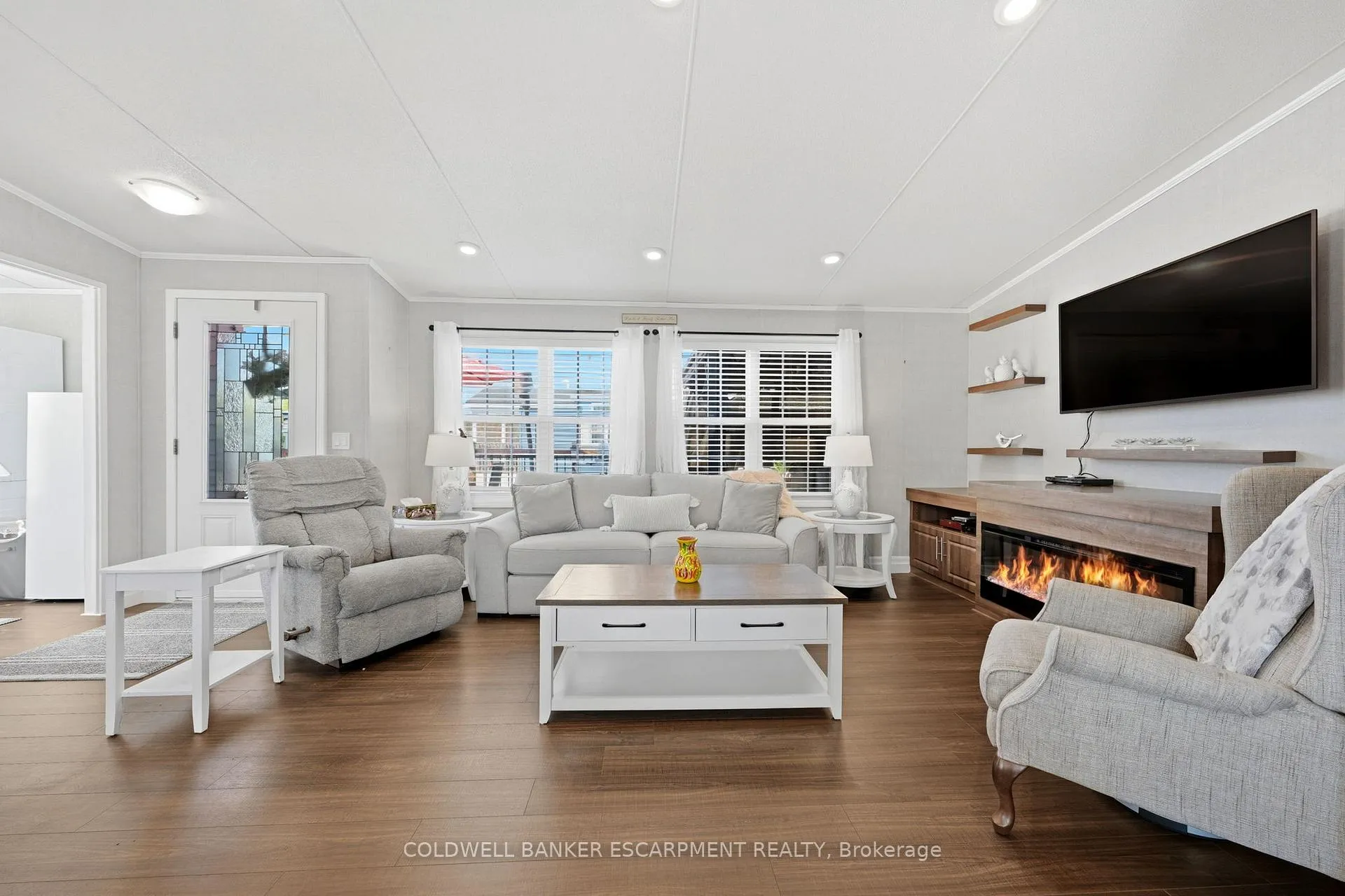 Photo 6 of Unit 31 Ash, 4449 Milburough Line, Burlington, Rural Burlington — HOMEH