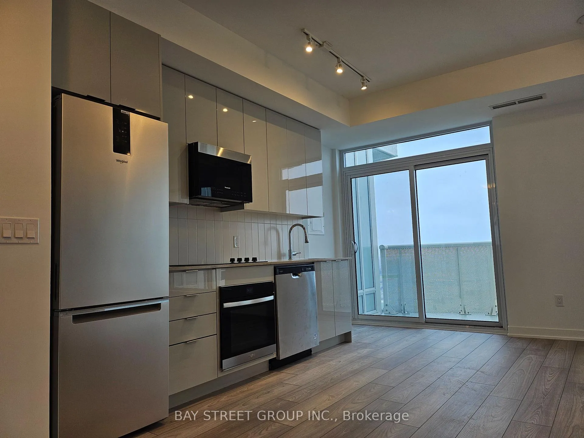Photo 6 of Unit 2529, 498 Caldari Road, Vaughan, Concord — HOMEH