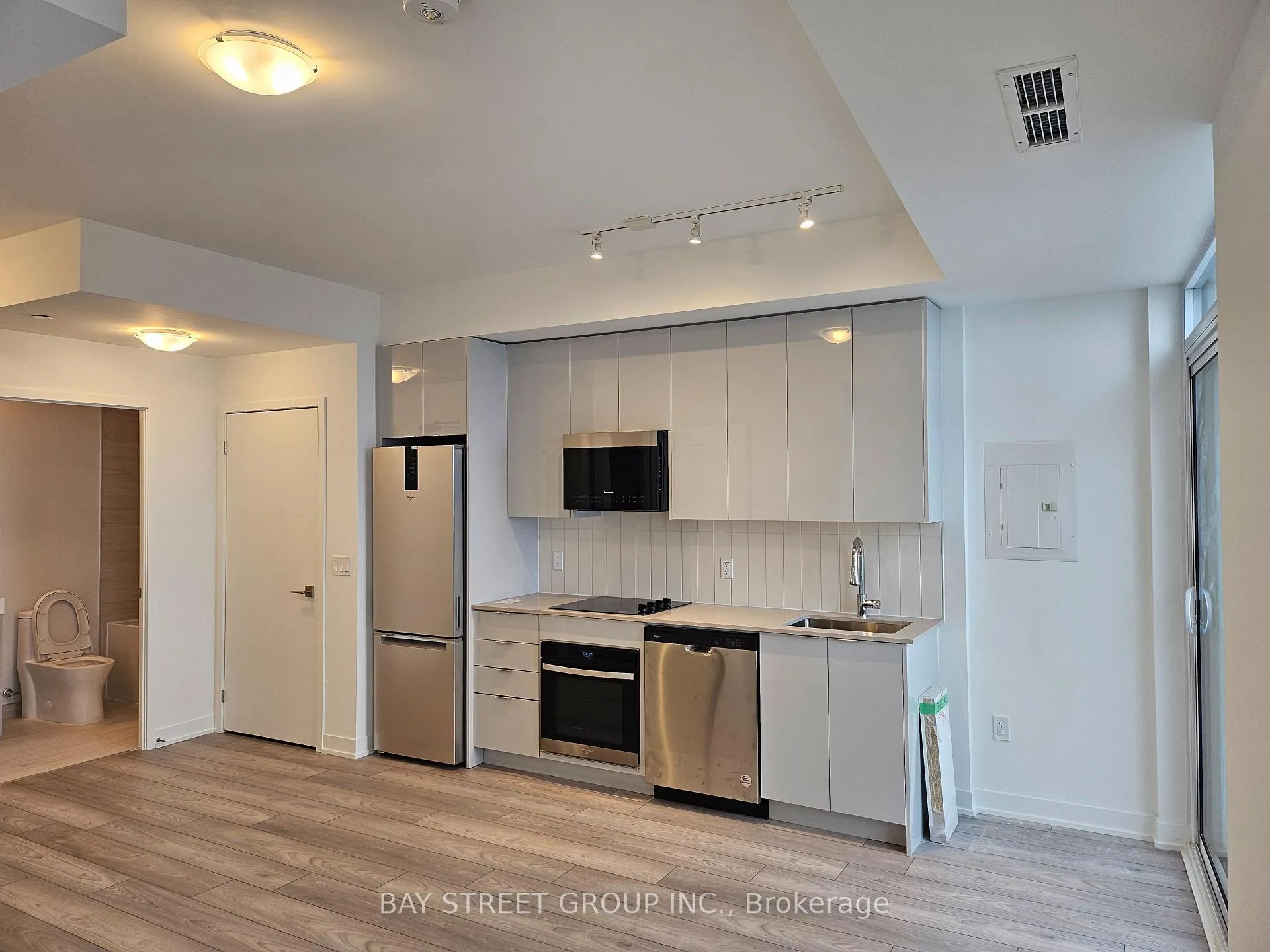 Photo 9 of Unit 2529, 498 Caldari Road, Vaughan, Concord — HOMEH