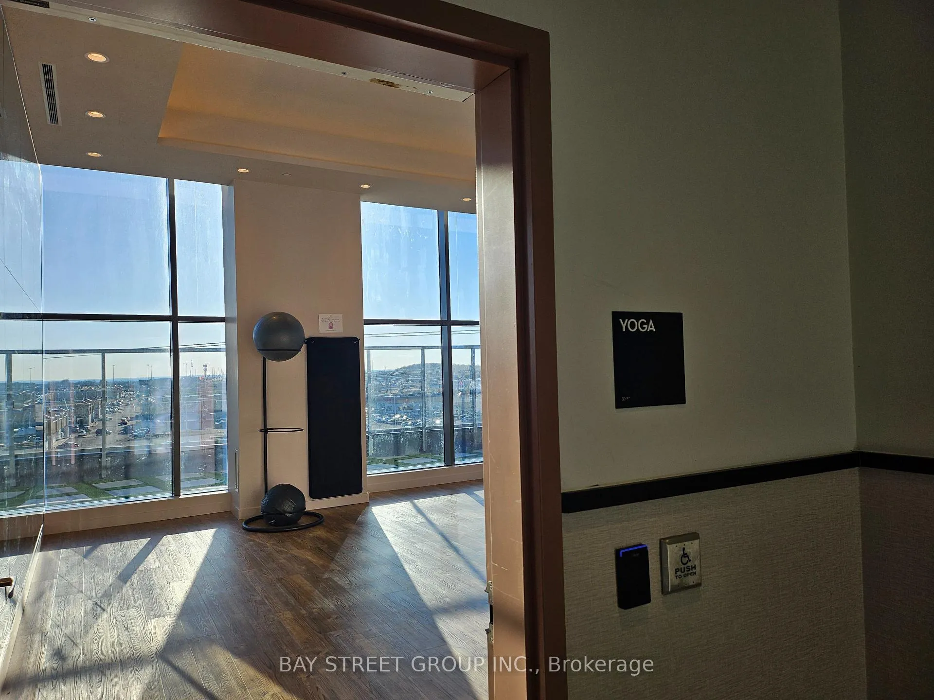 Photo 16 of Unit 2529, 498 Caldari Road, Vaughan, Concord — HOMEH