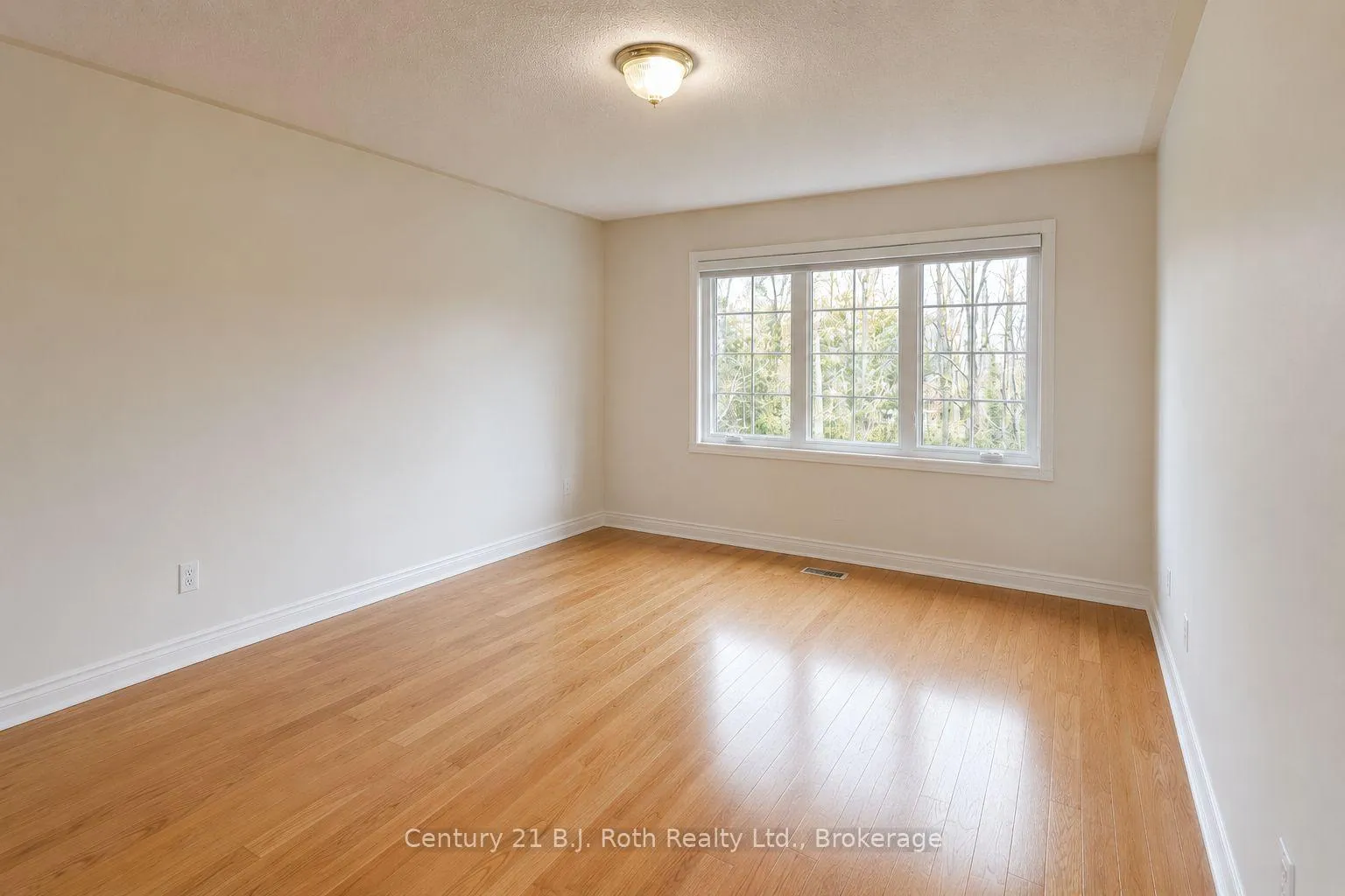 Photo 26 of Unit 309, 30 Museum Drive, Orillia — HOMEH