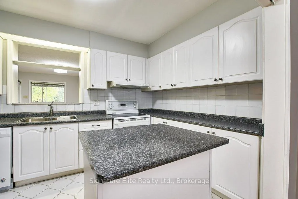 Photo 5 of 14 Apsley Road, Toronto, Bedford Park-Nortown — HOMEH