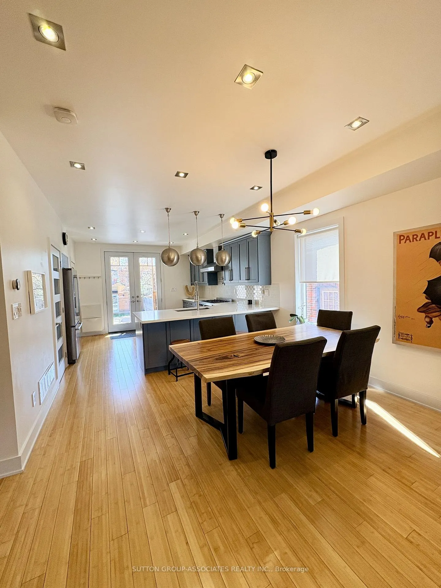 Photo 5 of 215 Ennerdale Road, Toronto, Caledonia-Fairbank — HOMEH