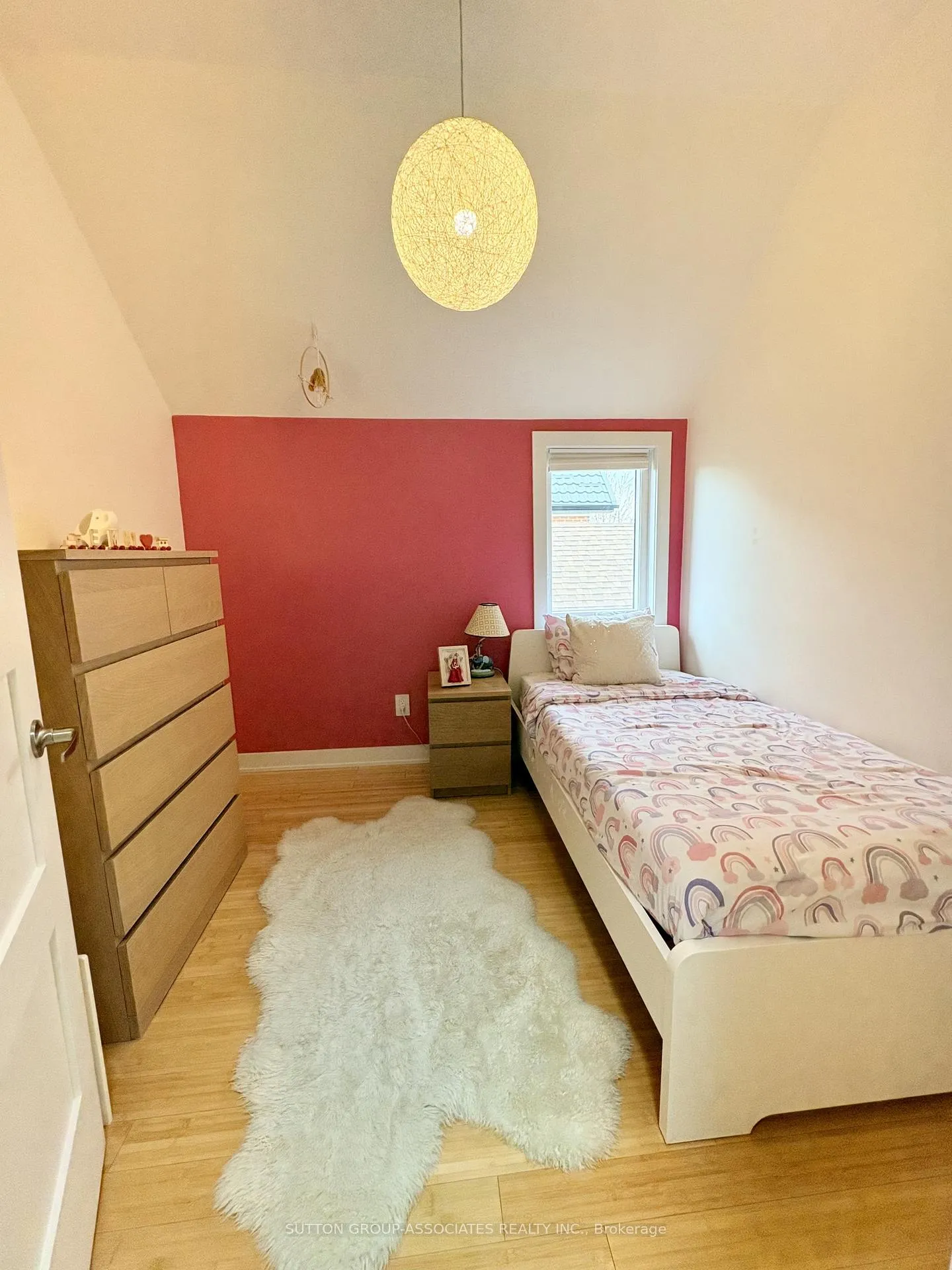 Photo 13 of 215 Ennerdale Road, Toronto, Caledonia-Fairbank — HOMEH