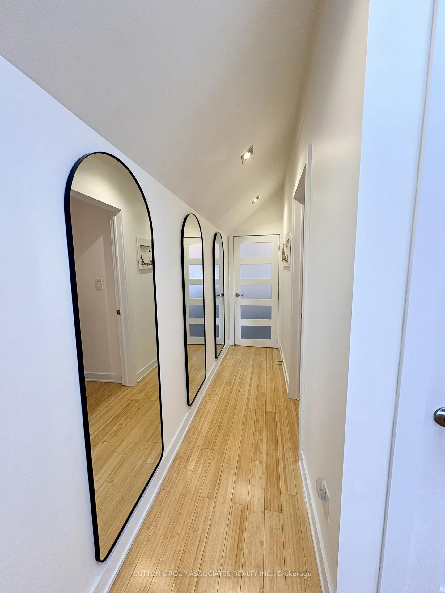 Photo 15 of 215 Ennerdale Road, Toronto, Caledonia-Fairbank — HOMEH