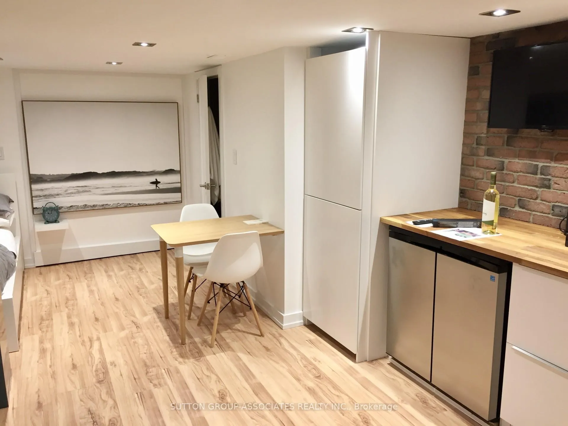 Photo 32 of 215 Ennerdale Road, Toronto, Caledonia-Fairbank — HOMEH