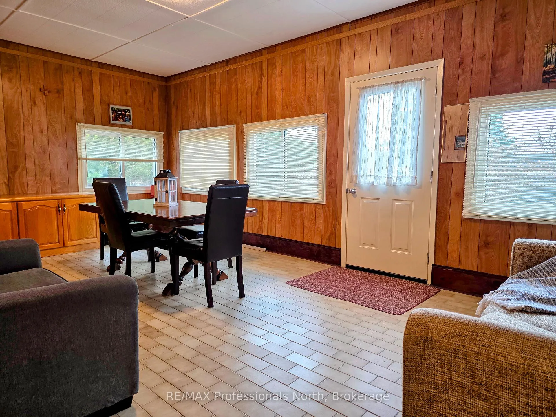 Photo 5 of 1037 West Road, Minden Hills, Minden — HOMEH