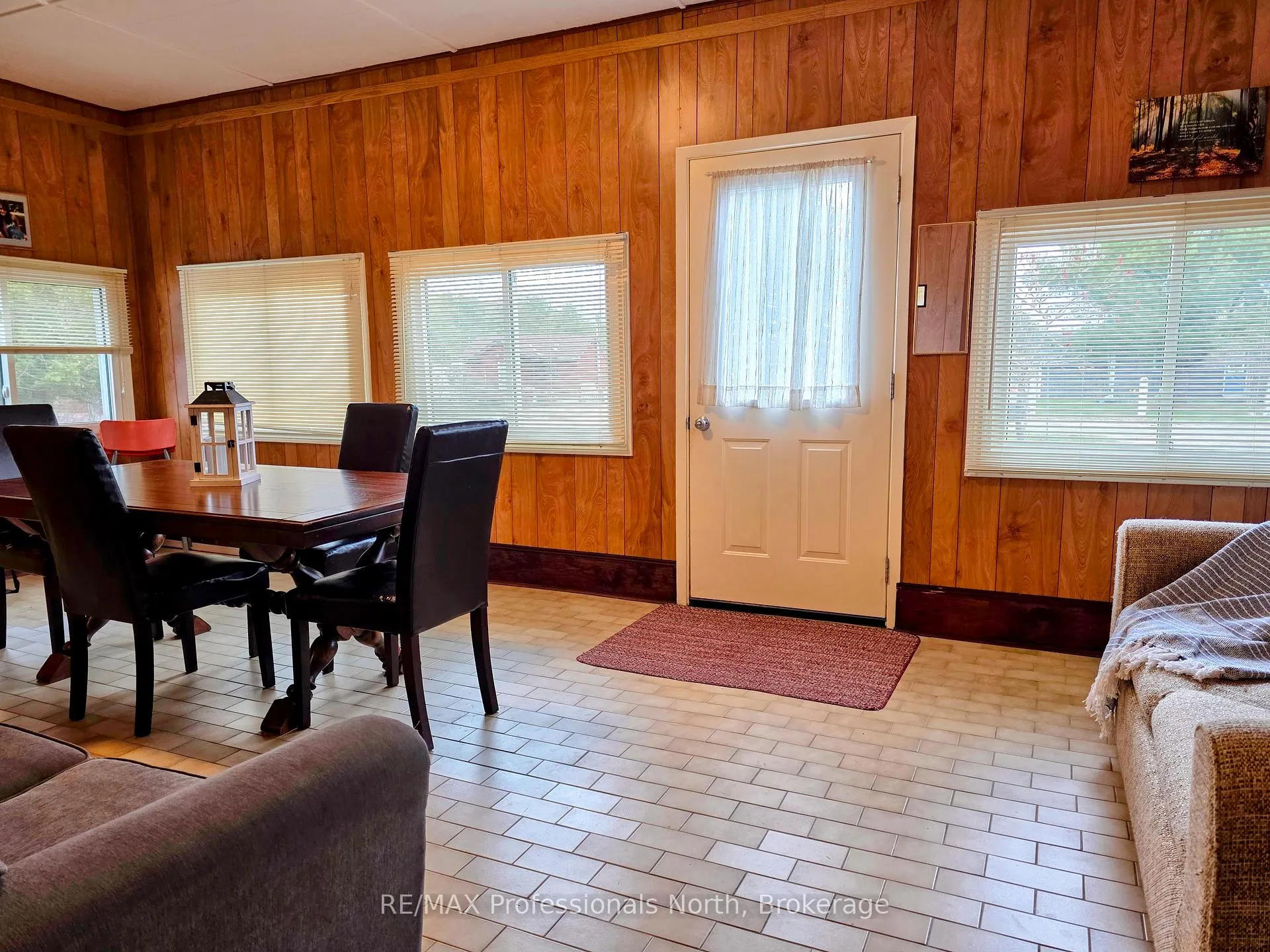 Photo 7 of 1037 West Road, Minden Hills, Minden — HOMEH