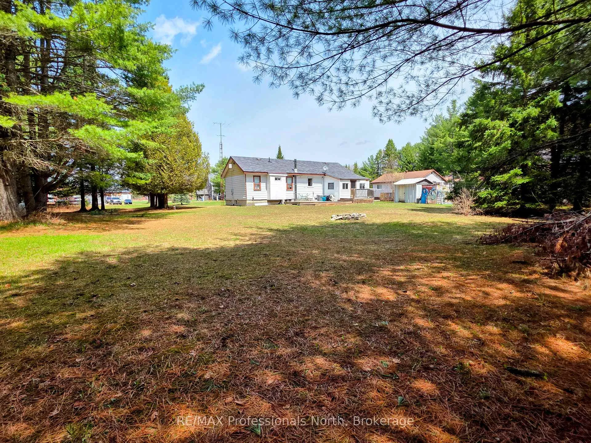 Photo 29 of 1037 West Road, Minden Hills, Minden — HOMEH