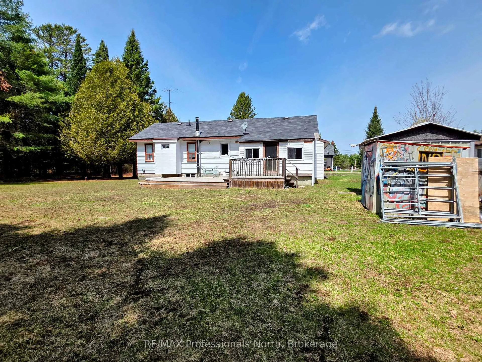 Photo 31 of 1037 West Road, Minden Hills, Minden — HOMEH