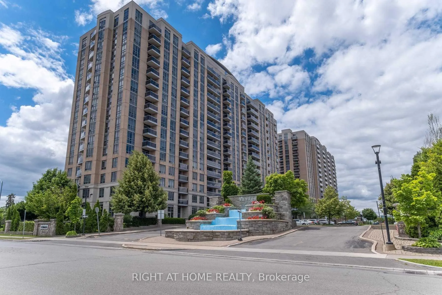 Front of Unit 1512, 8 Mondeo Drive