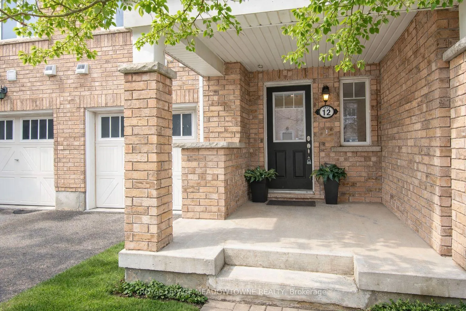 Photo 2 of Unit 12, 1025 Nadalin Heights, Milton, Willmott — HOMEH