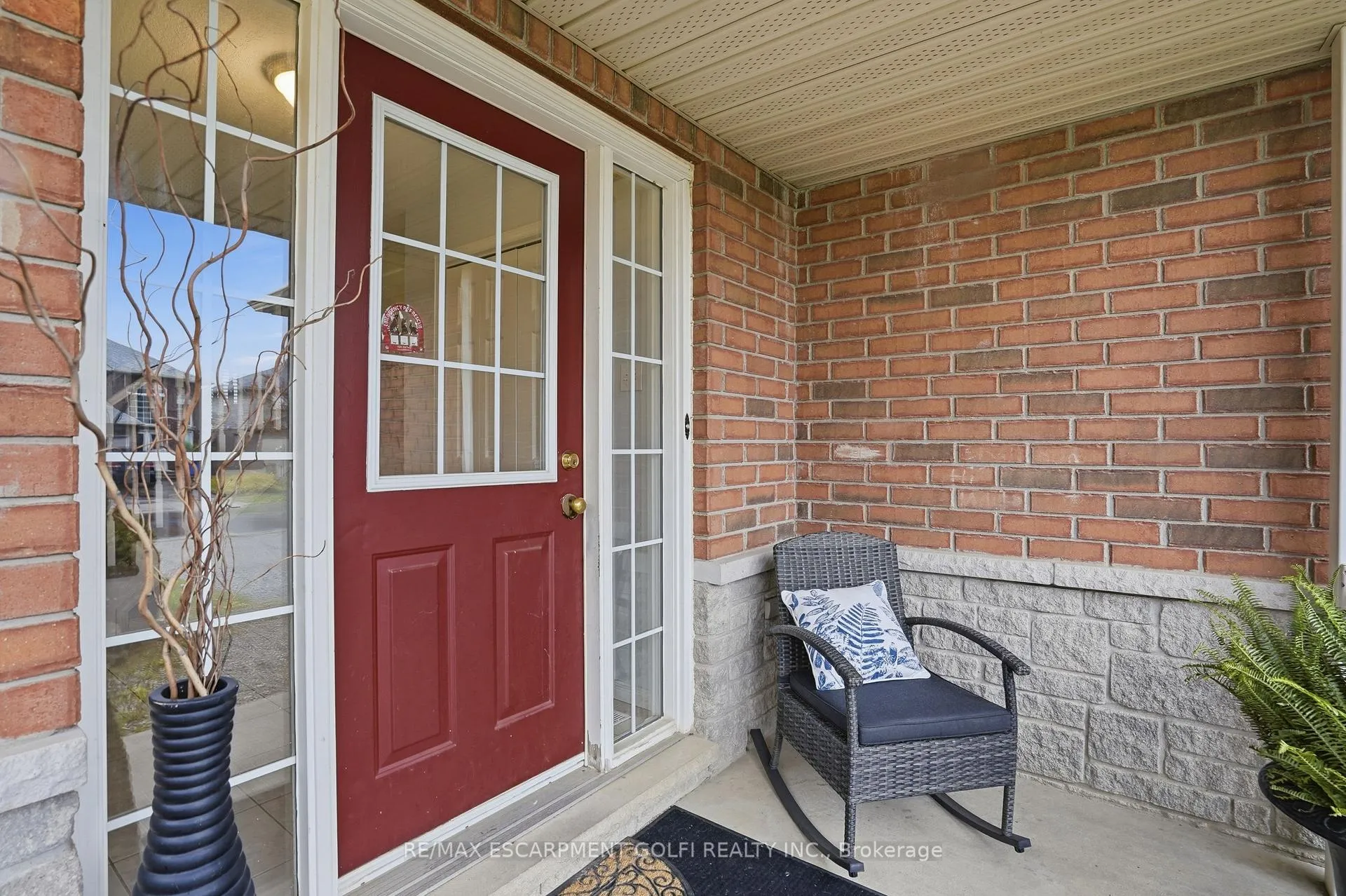 Photo 3 of 156 Provident Way, Hamilton, Mount Hope — HOMEH