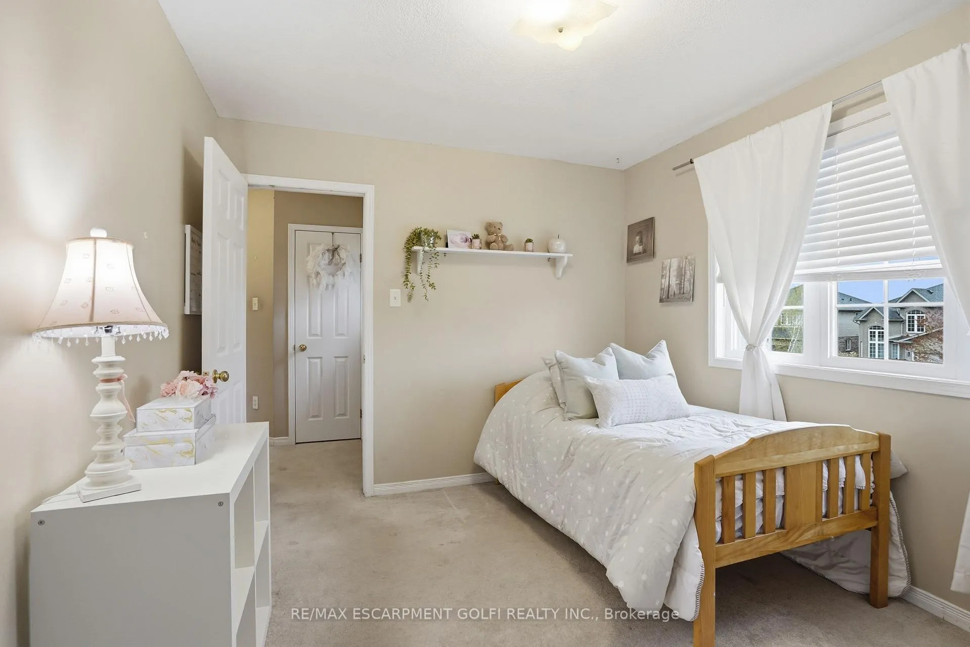 Photo 22 of 156 Provident Way, Hamilton, Mount Hope — HOMEH