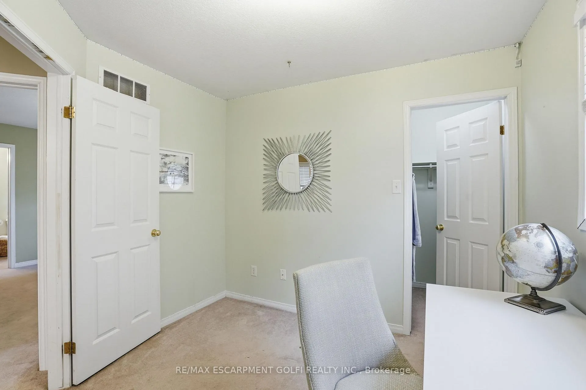 Photo 24 of 156 Provident Way, Hamilton, Mount Hope — HOMEH