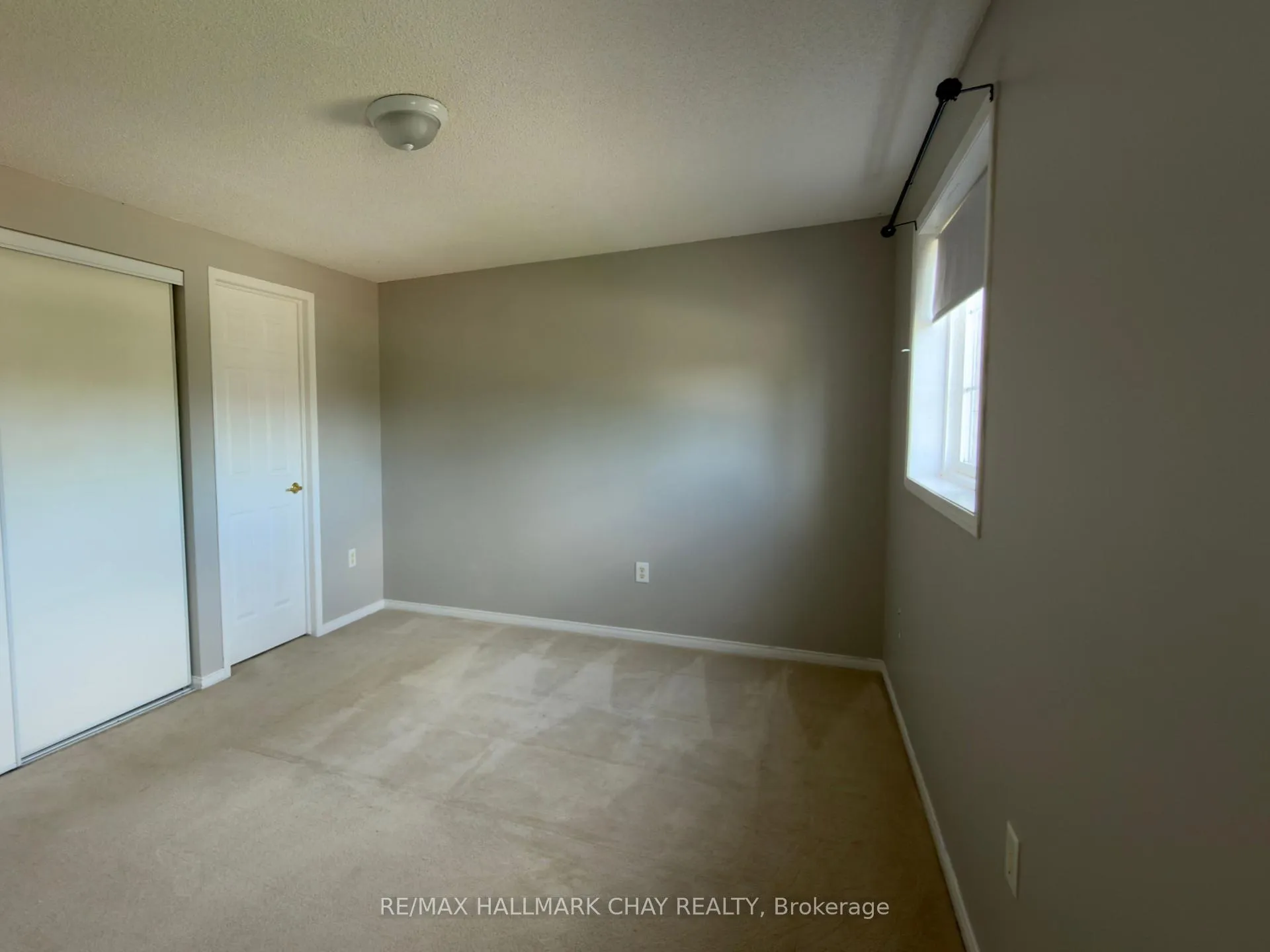 Photo 13 of 207 Tunbridge Road, Barrie, Georgian Drive — HOMEH