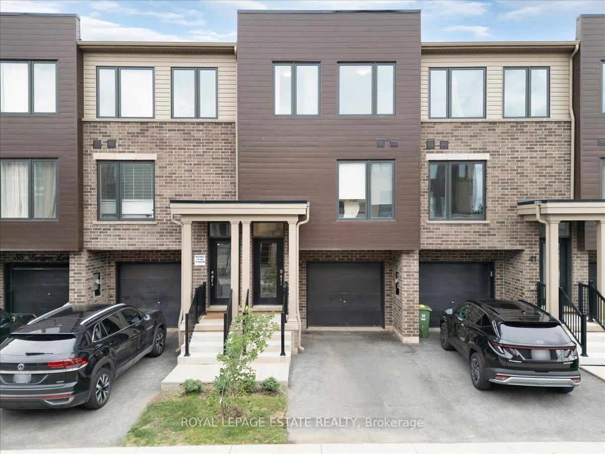 Photo 1 of 39 Radison Lane, Hamilton, McQuesten — HOMEH