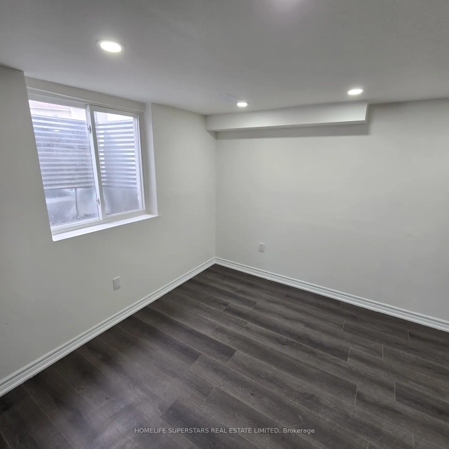 Photo 21 of 6 Grove Park Square, Brampton, Northgate — HOMEH