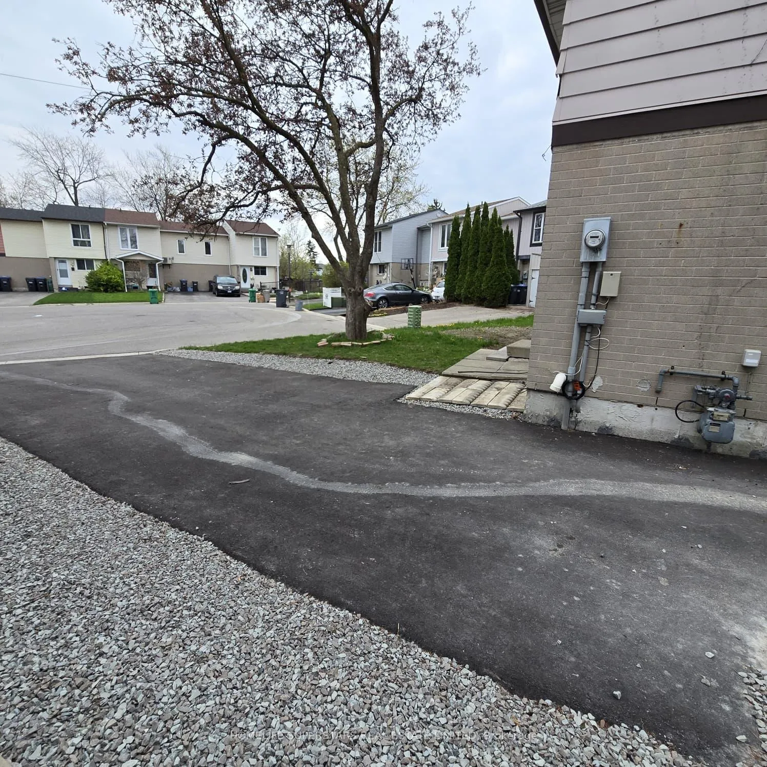Photo 34 of 6 Grove Park Square, Brampton, Northgate — HOMEH