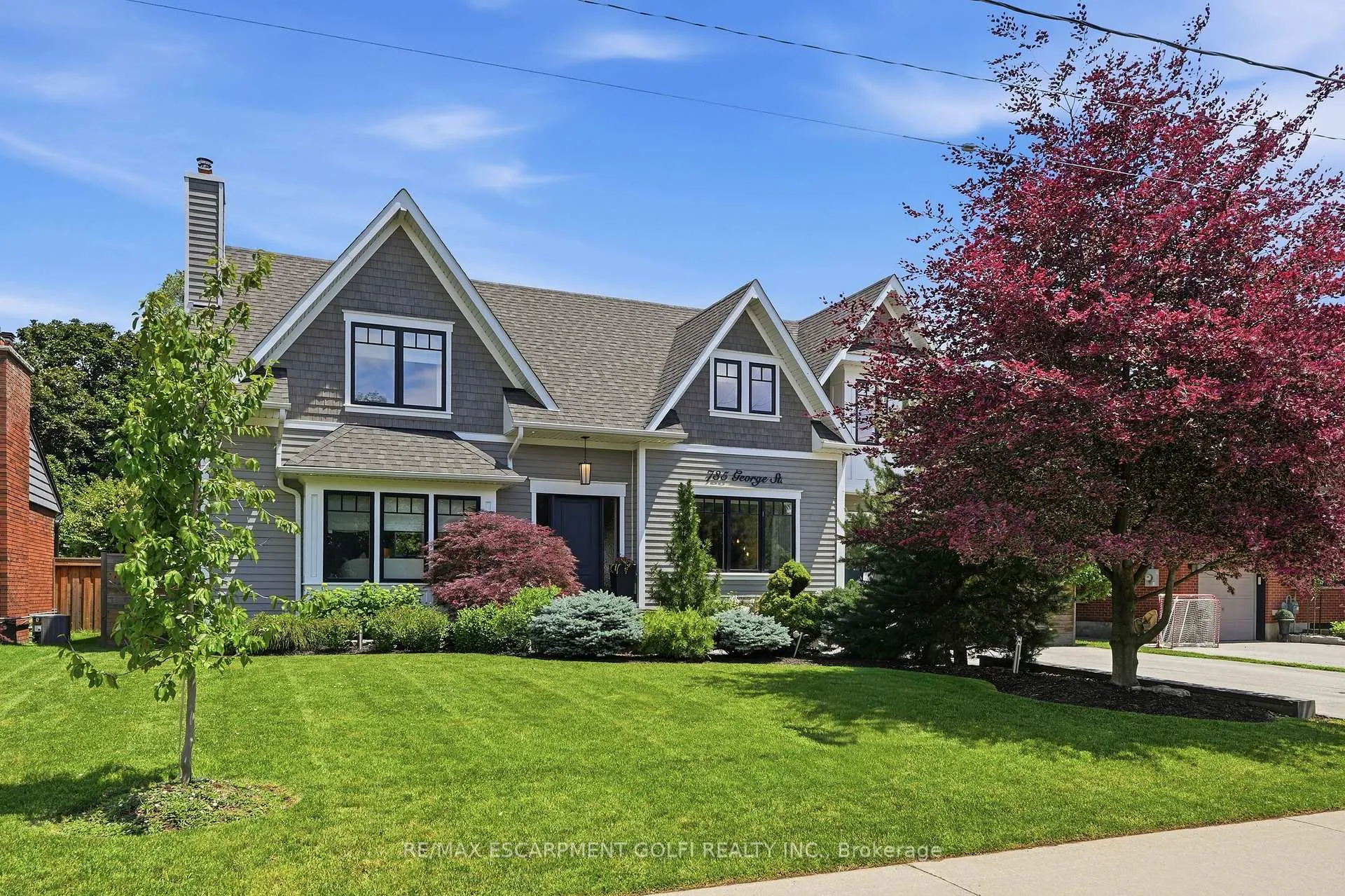 Photo 2 of 735 George Street, Burlington, Brant — HOMEH
