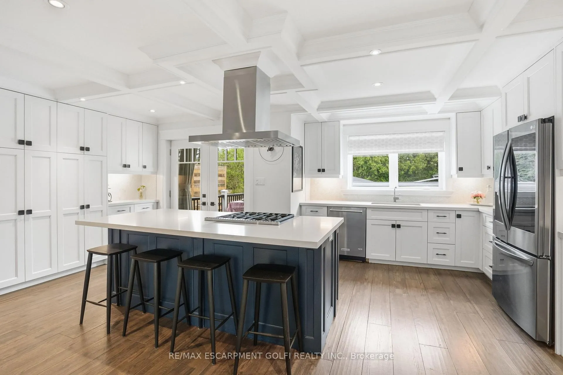 Photo 5 of 735 George Street, Burlington, Brant — HOMEH