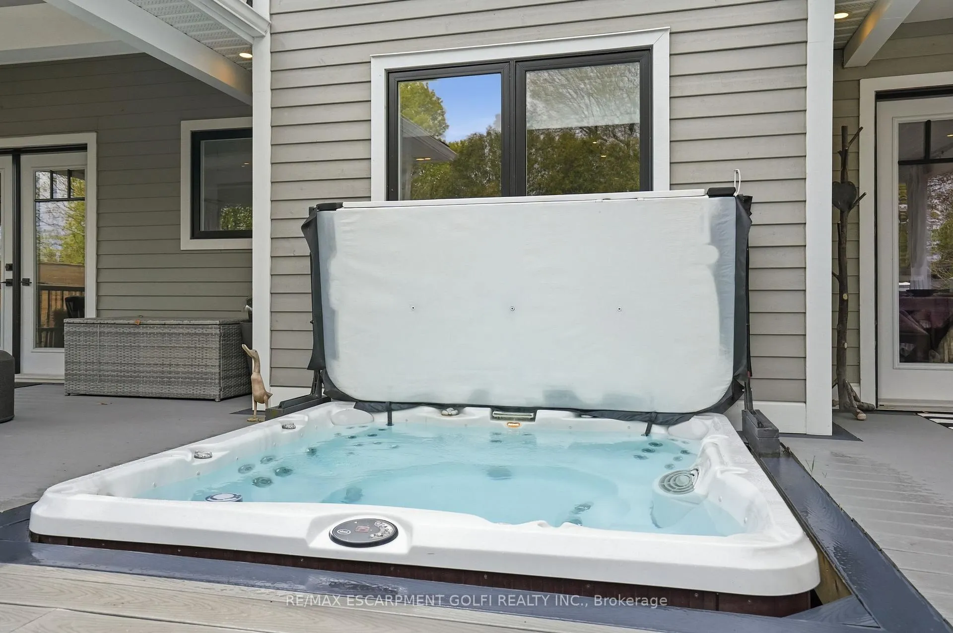Photo 26 of 735 George Street, Burlington, Brant — HOMEH