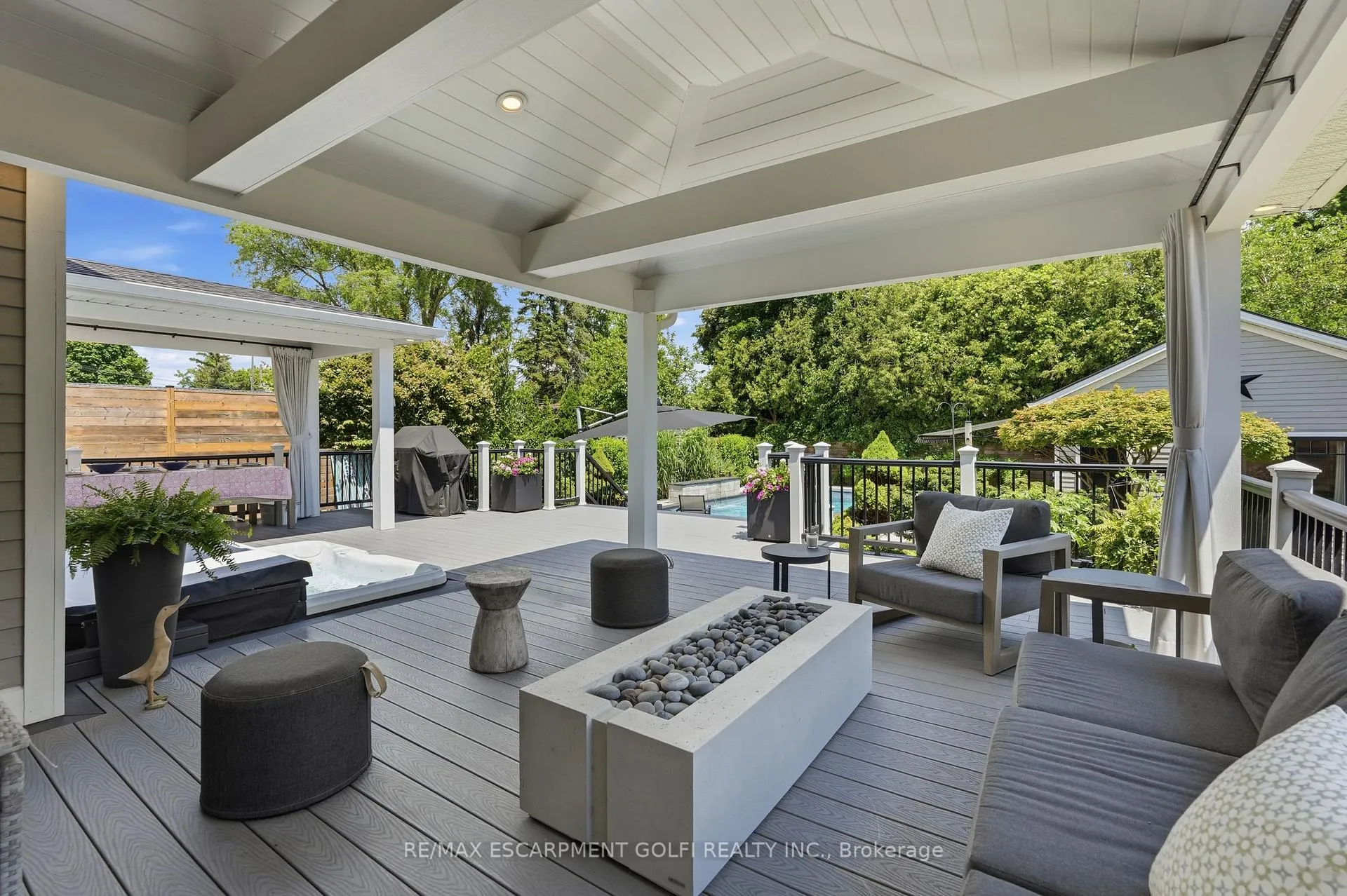 Photo 28 of 735 George Street, Burlington, Brant — HOMEH