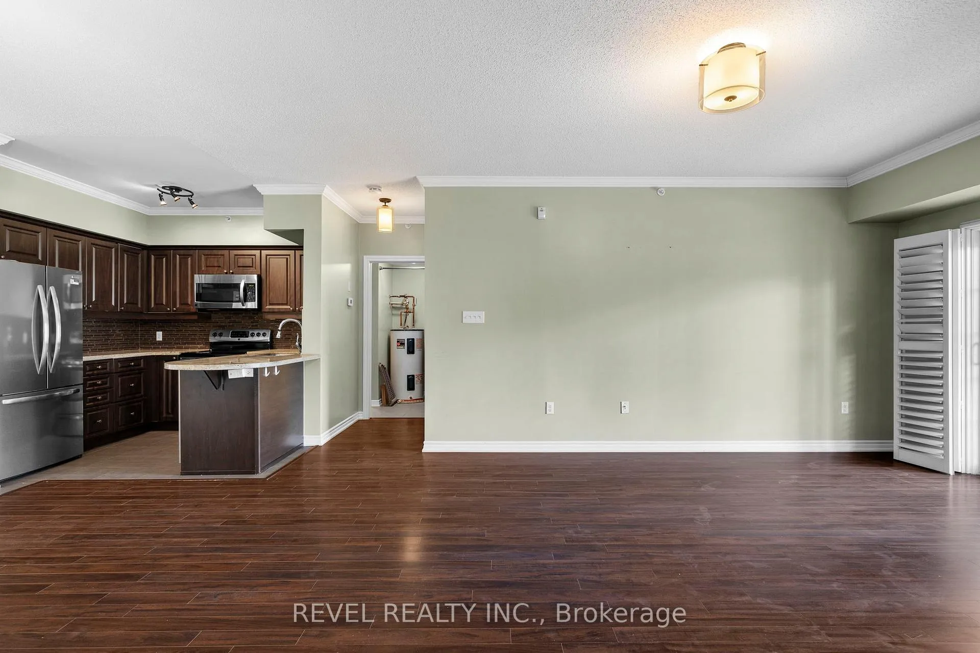 Photo 8 of Unit 106, 39 Ferndale Drive S, Barrie, Ardagh — HOMEH