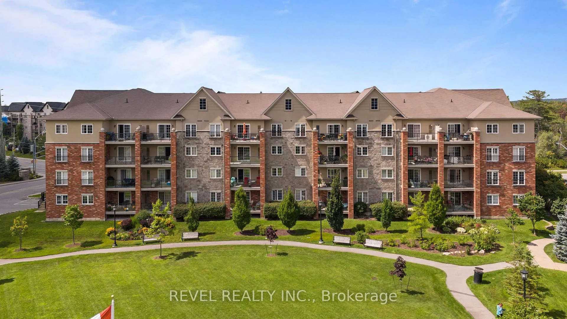 Photo 33 of Unit 106, 39 Ferndale Drive S, Barrie, Ardagh — HOMEH