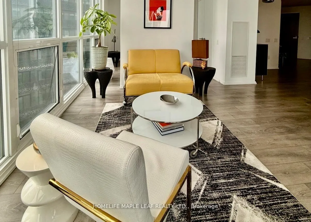 Photo 3 of Unit 4909, 45 Charles Street E, Toronto, Church-Yonge Corridor — HOMEH
