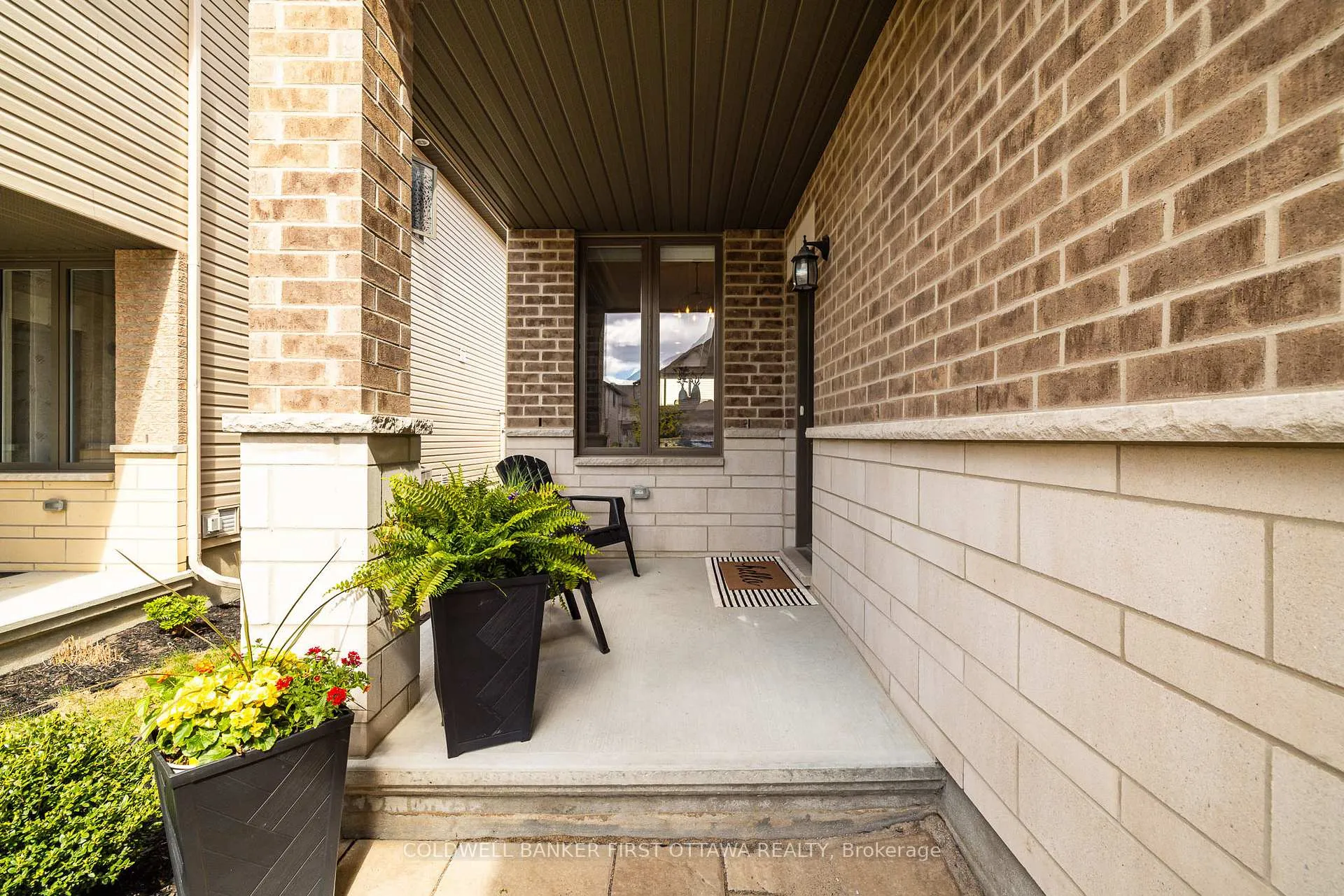 Photo 3 of 217 Purchase Crescent, Ottawa, Stittsville (South) — HOMEH