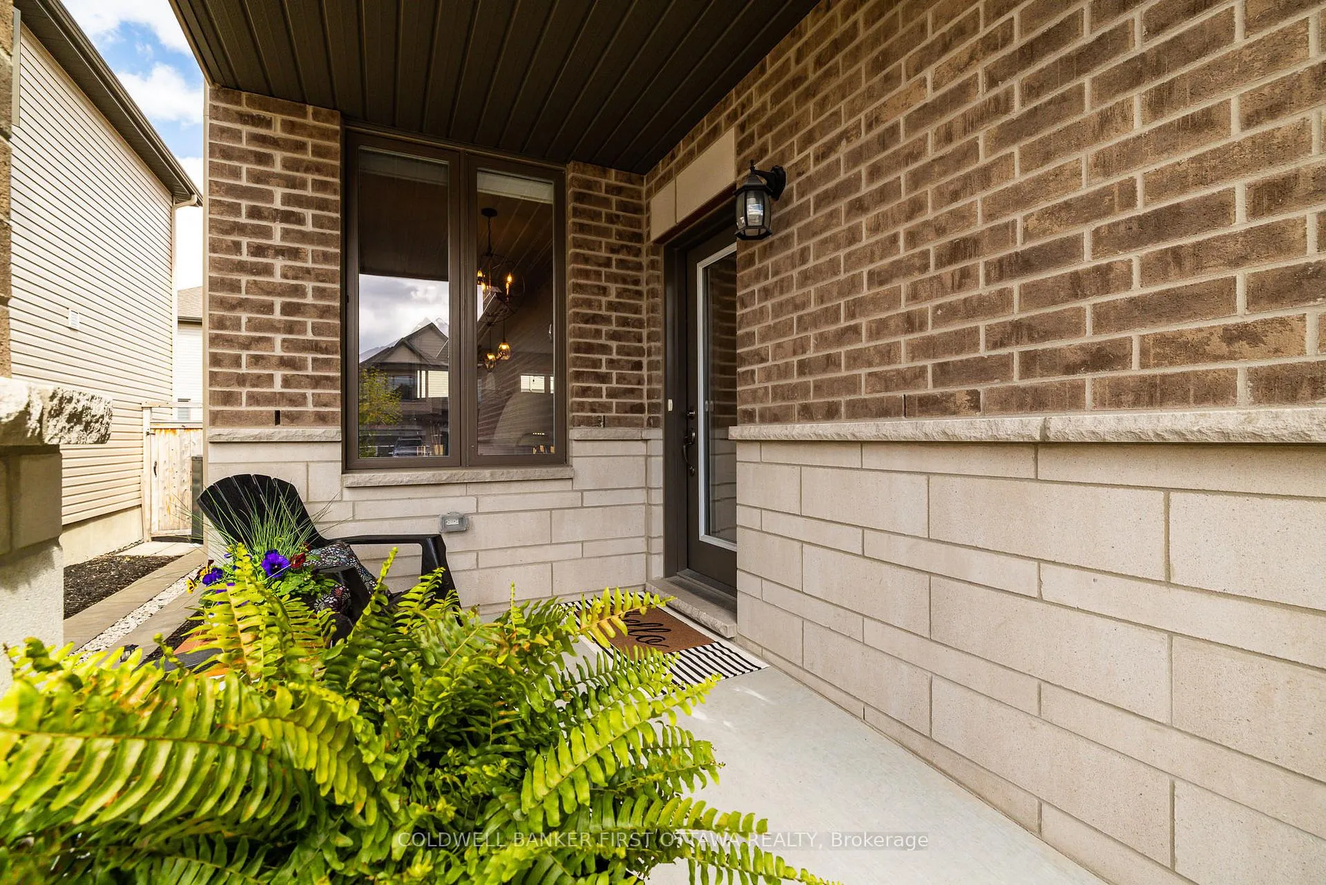 Photo 4 of 217 Purchase Crescent, Ottawa, Stittsville (South) — HOMEH