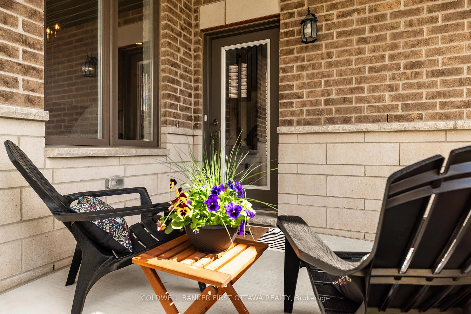 Photo 5 of 217 Purchase Crescent, Ottawa, Stittsville (South) — HOMEH