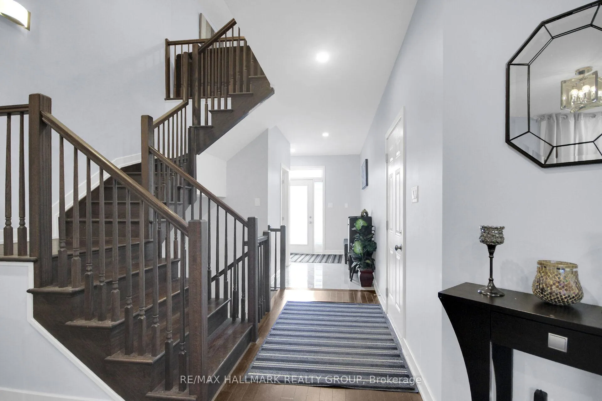 Photo 4 of 568 Bobolink Ridge, Ottawa, Stittsville (South) — HOMEH