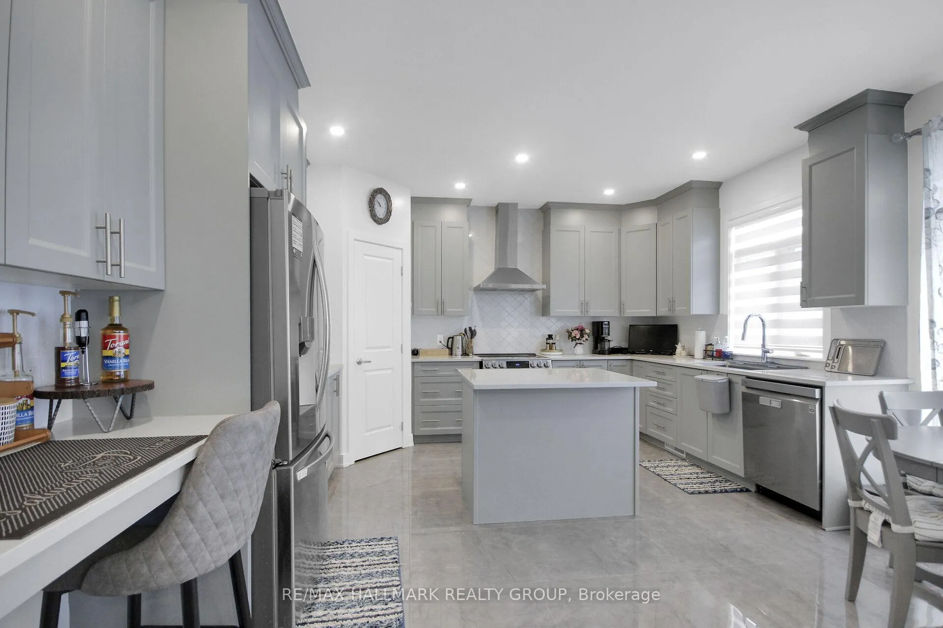 Photo 11 of 568 Bobolink Ridge, Ottawa, Stittsville (South) — HOMEH