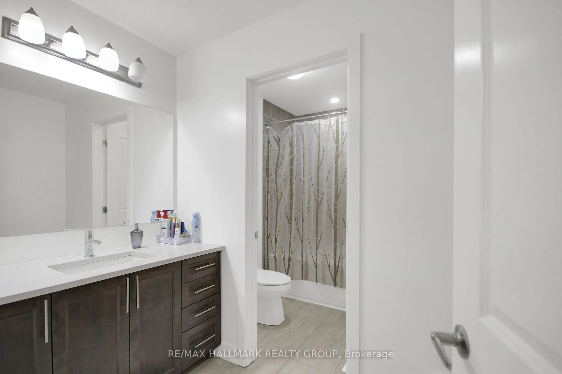 Photo 22 of 568 Bobolink Ridge, Ottawa, Stittsville (South) — HOMEH