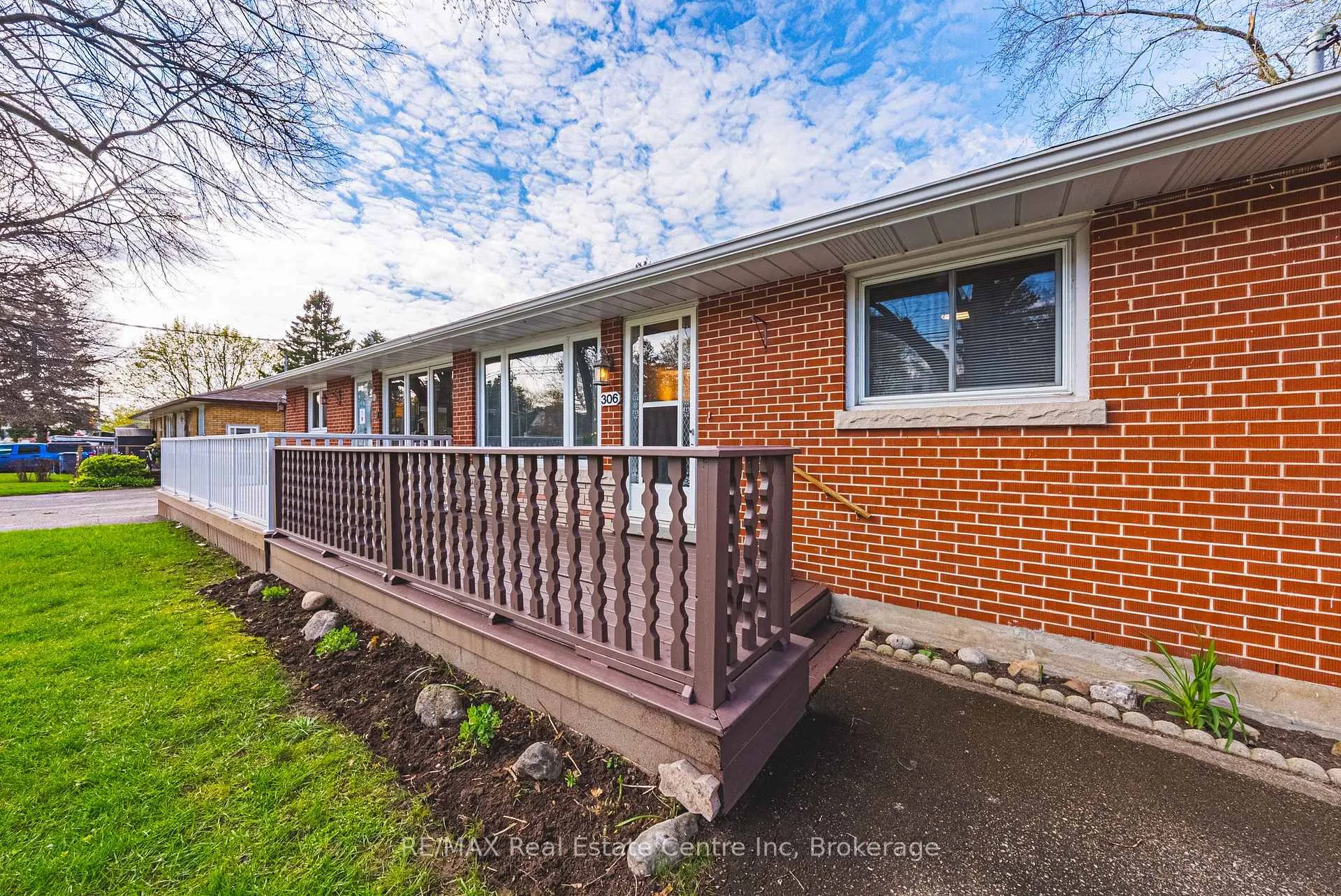 Photo 4 of 306 Victoria Road N, Guelph, Riverside Park — HOMEH