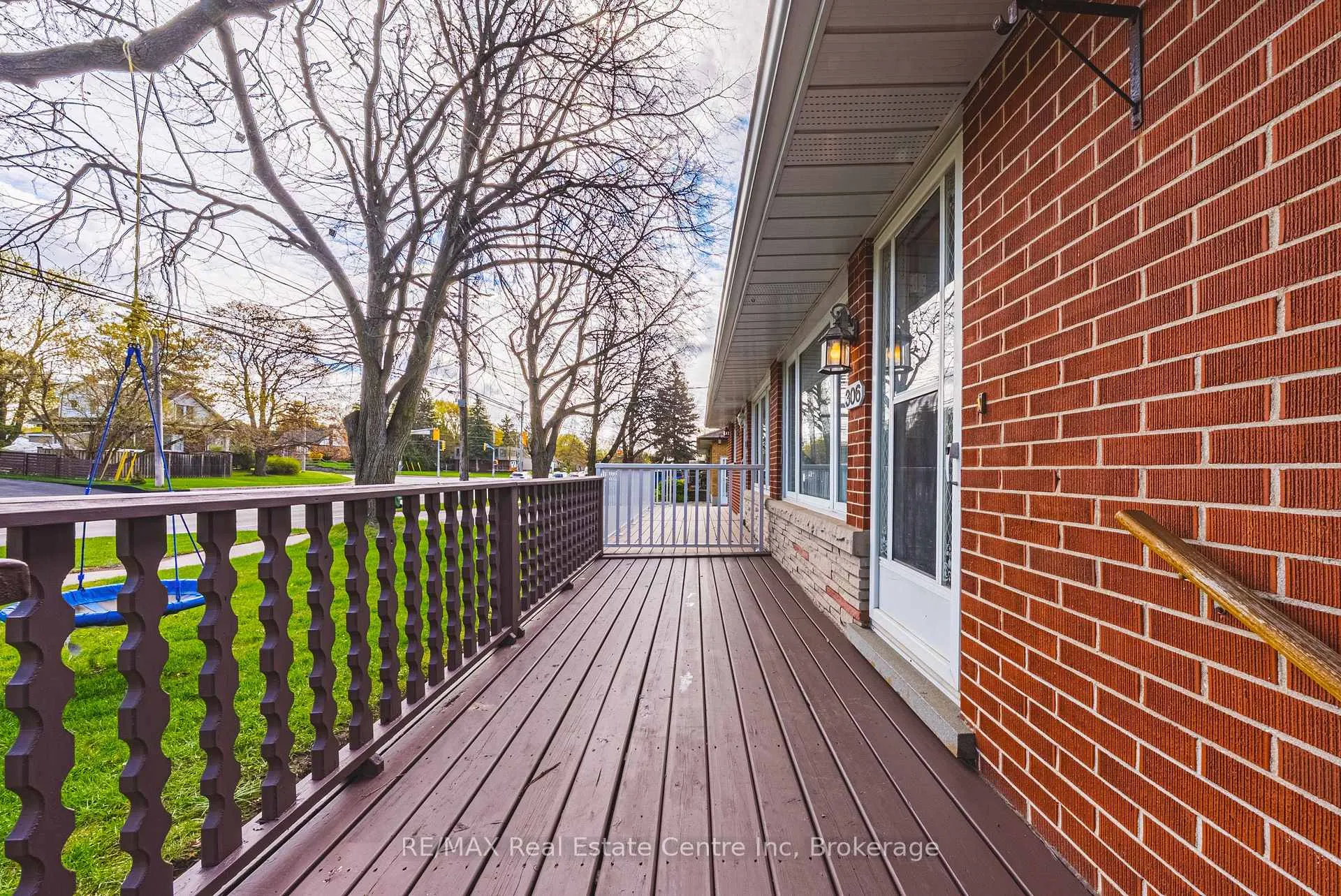 Photo 5 of 306 Victoria Road N, Guelph, Riverside Park — HOMEH