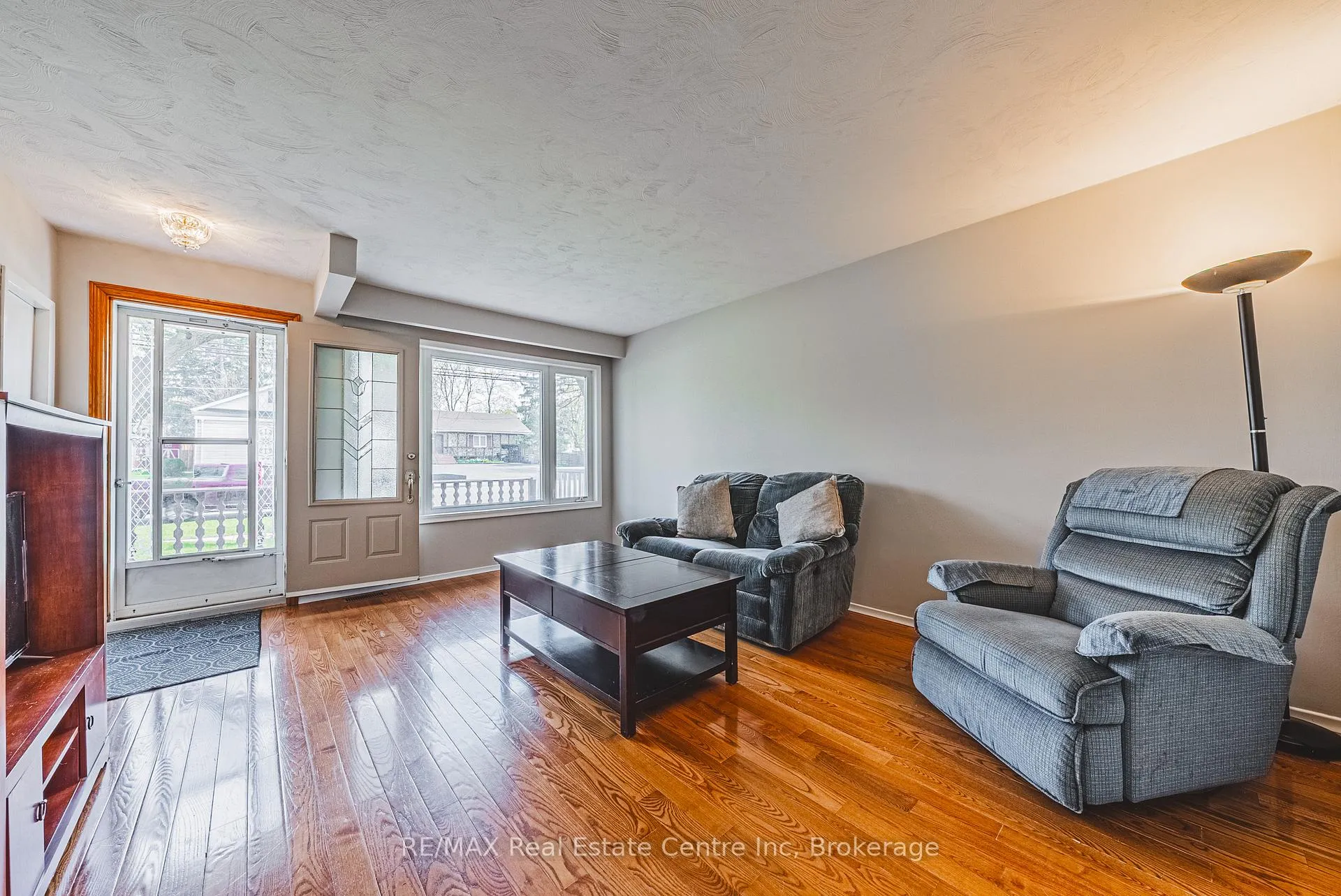 Photo 6 of 306 Victoria Road N, Guelph, Riverside Park — HOMEH