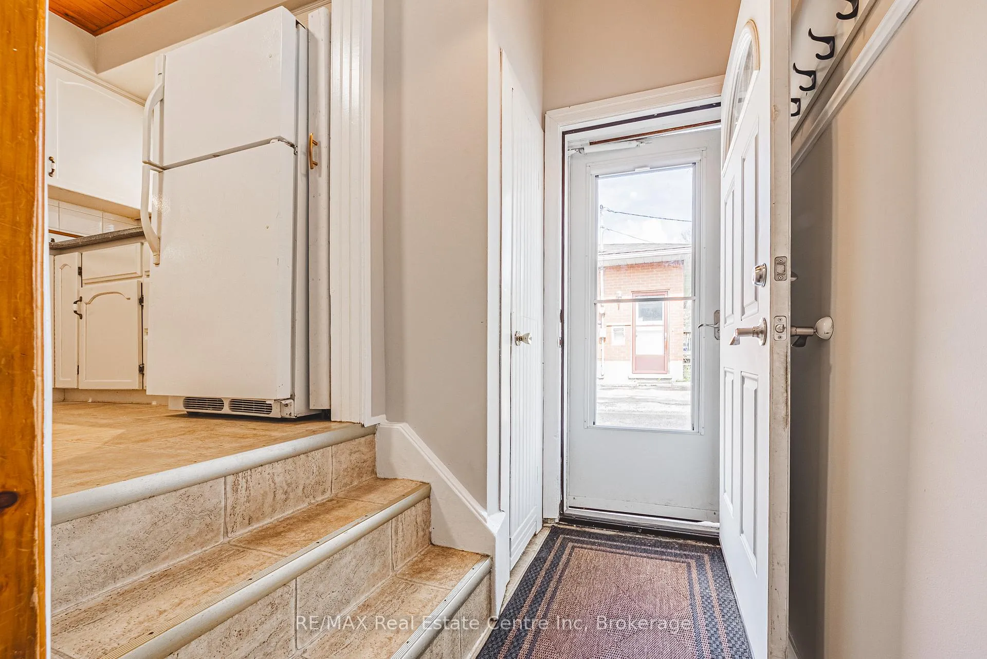 Photo 11 of 306 Victoria Road N, Guelph, Riverside Park — HOMEH
