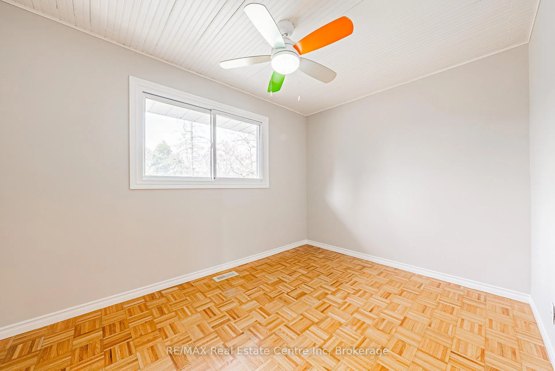 Photo 17 of 306 Victoria Road N, Guelph, Riverside Park — HOMEH
