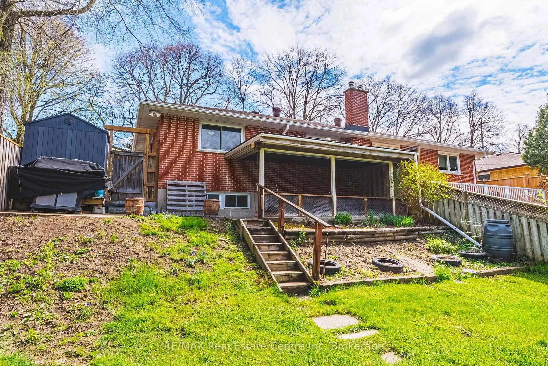 Photo 32 of 306 Victoria Road N, Guelph, Riverside Park — HOMEH
