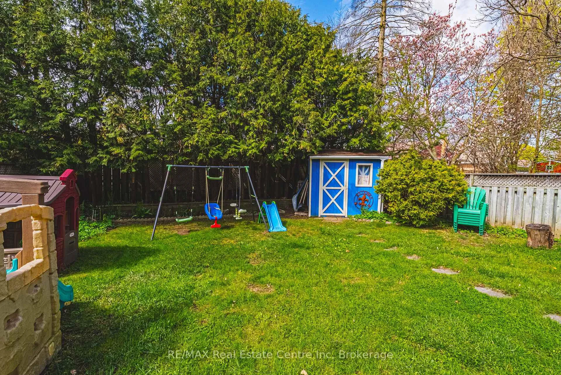 Photo 33 of 306 Victoria Road N, Guelph, Riverside Park — HOMEH